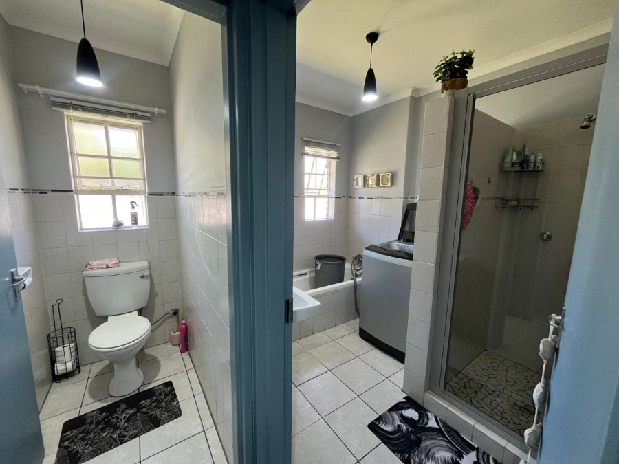 2 Bedroom Property for Sale in Die Rand Northern Cape